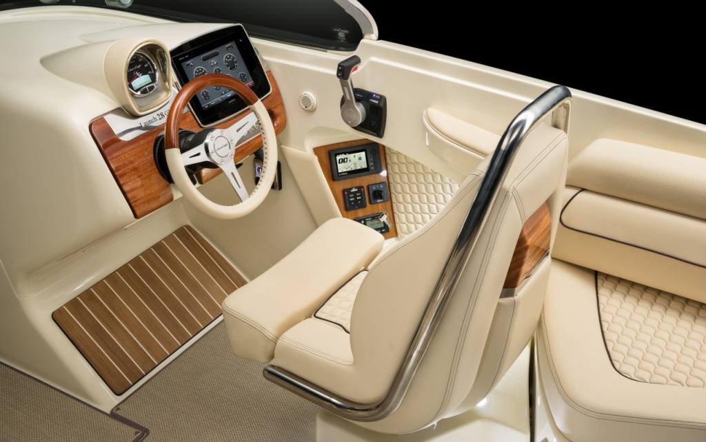 Chris-Craft Launch 28 GT_2.jpg Chris-Craft Launch 28 GT_2.jpg